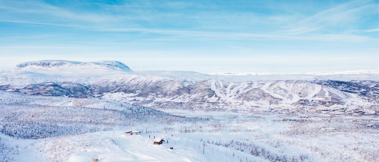 Kikut Alpin Lodge Ski In - Ski Out ヤイロ エクステリア 写真