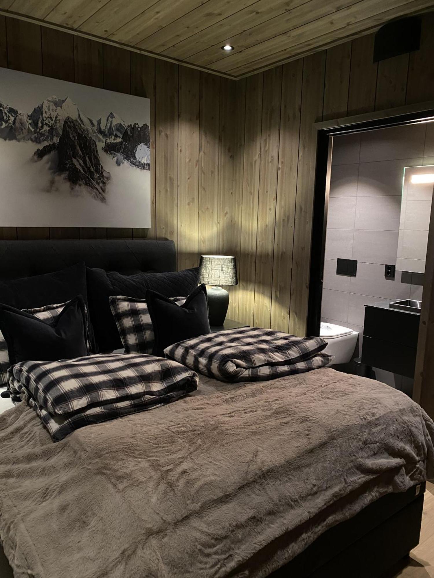 Kikut Alpin Lodge Ski In - Ski Out ヤイロ エクステリア 写真